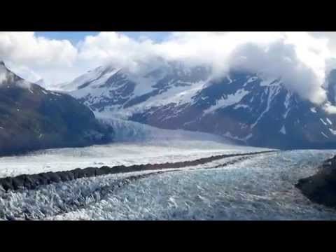 Ice Falls From Alaska Glacier, Kills Tourist
