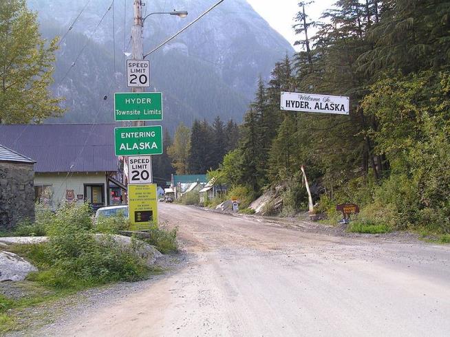 Isolated Alaska Town to Canada: Closing Border Not Cool