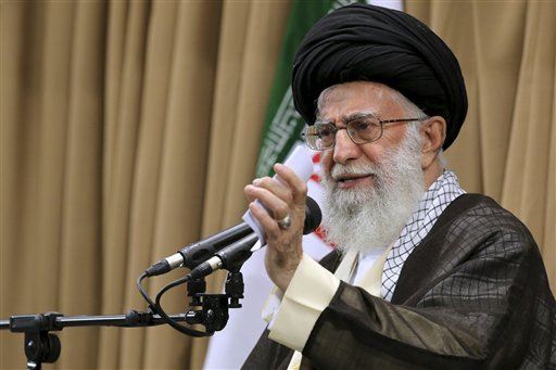 As Ayatollah Balks, Obama Ex-Advisers Slam Nuke Deal