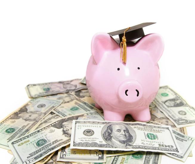 How Many Plan to Pay $200K in Grad-School Debt: They Don't