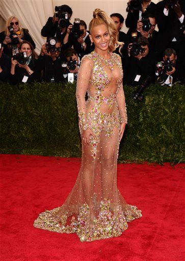 Beyoncé's Vogue Cover Comes With a Silent Twist