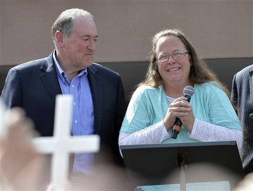 Singer to Kim Davis: 'Eye of the Tiger' Isn't for You