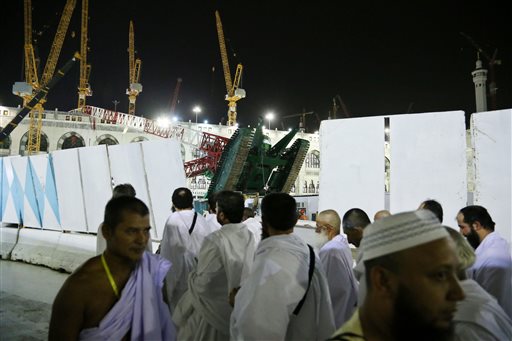 Wind Blamed as Mecca Disaster Toll Tops 100