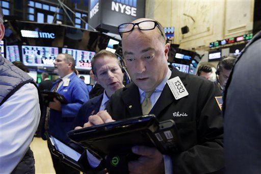 Stocks End Day Nearly Unchanged