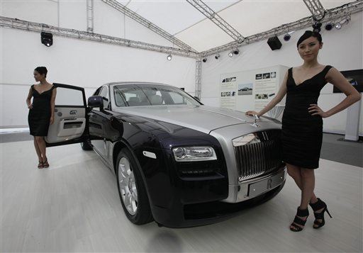 Rolls-Royce Issues Impossibly Small Recall