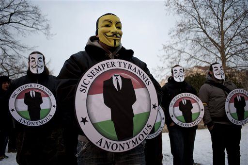 Anonymous: ISIS Threatening Attacks in US, Elsewhere Sunday