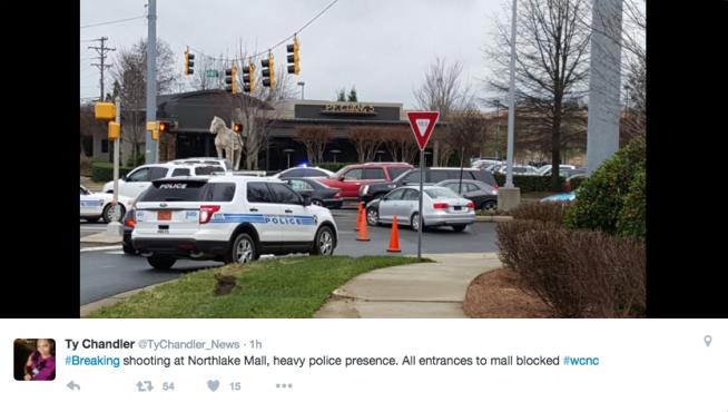 1 Dead as Shots Fired at NC Mall on Christmas Eve