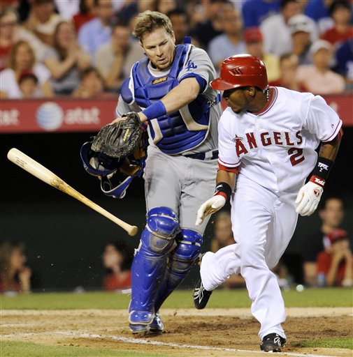 Lefty Saunders Leads Angels Over Dodgers