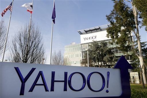 Ex-Yahoo Employee Says It's Biased Against Men