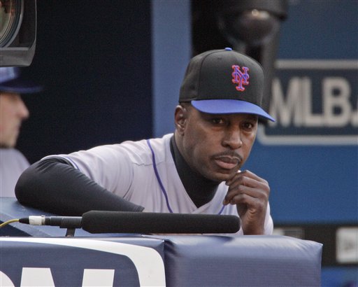 Mets Manager Apologizes for Calling Critics Racist