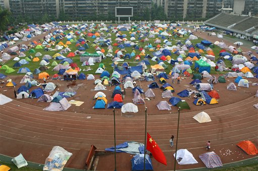 Fearful of New Quakes, Chinese Pitch Tents