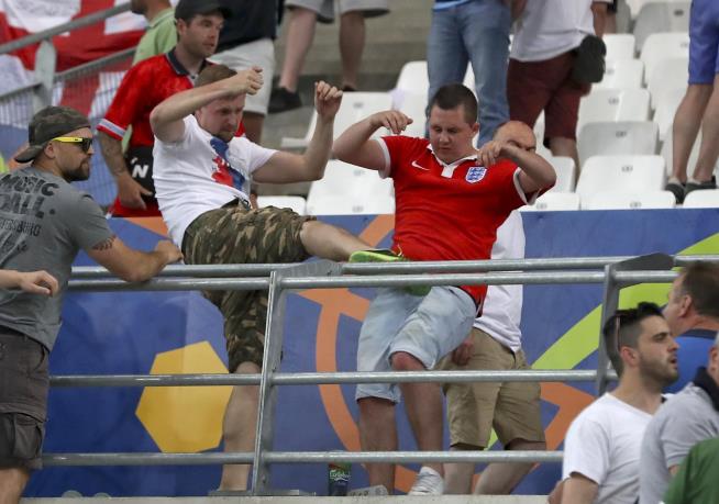 Violence Erupts During Soccer Match Between Russia, England