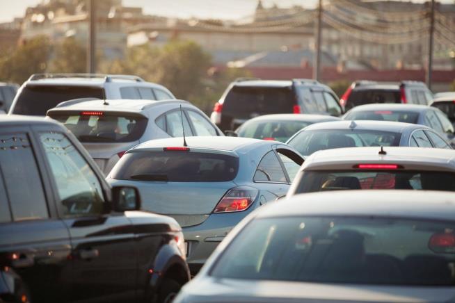 Massive 3-Day Traffic Jam Kills 12 People