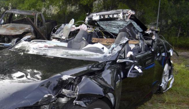 Report: Tesla Car Was Speeding in Fatal Autopilot Crash