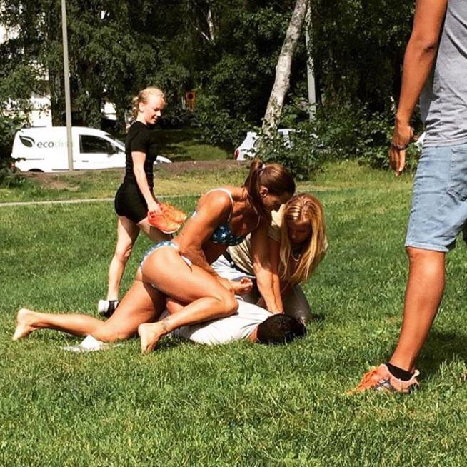 Bikini-Clad Cop Makes Arrest While Sunbathing