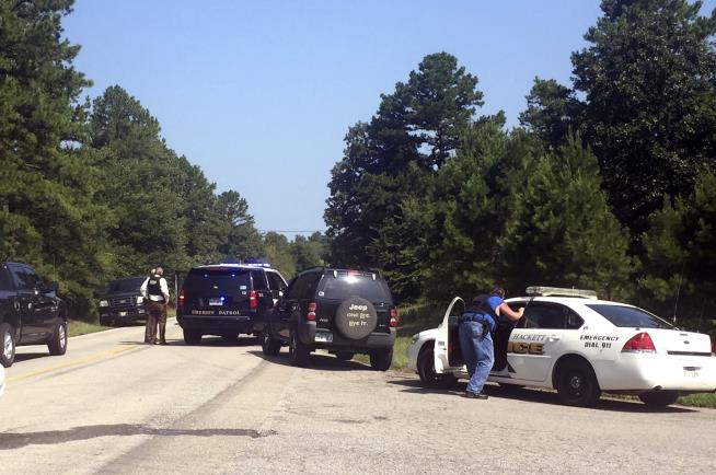 One Officer Dies in Arkansas Police Shooting
