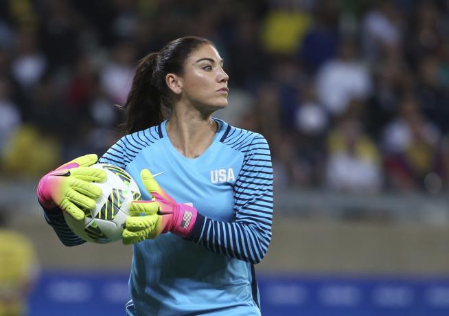 Hope Solo's Name-Calling Leads to a Suspension