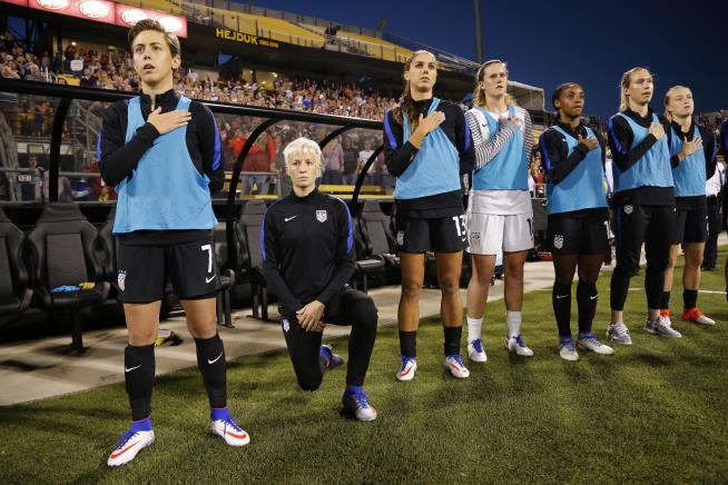 US Soccer Star Kneels Before National Team Game