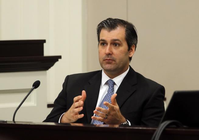 Mistrial Declared for SC Cop Charged in Walter Scott's Death