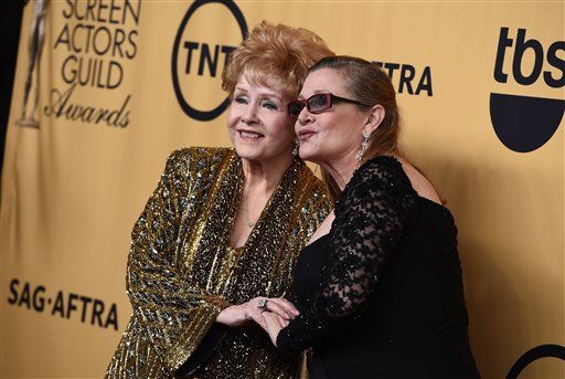 Carrie Fisher's Mom Rushed to Hospital