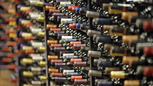 Scientist: I've Fixed Age-Old Problem of Wine Bottles