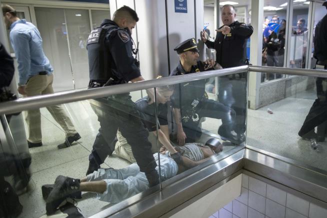 16 Hurt in Penn Station Panic