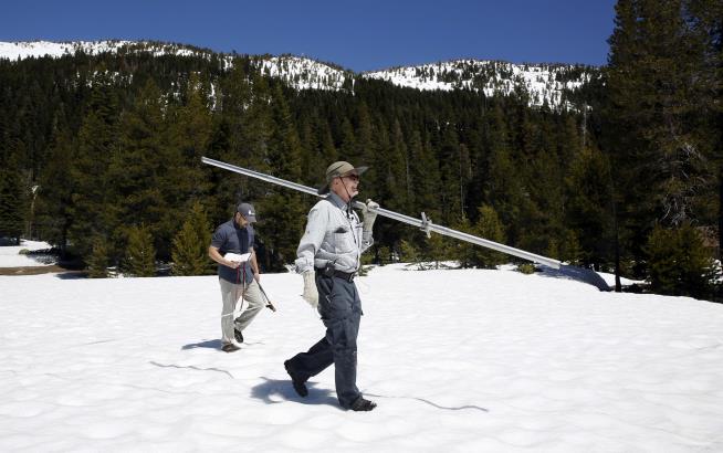 It's June, and Parts of California Still Have 8 Feet of Snow