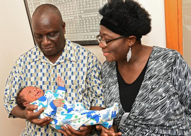 Woman Gives Birth After Nearly 40 Years of Trying to Have Baby