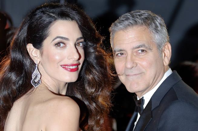 Clooney Blasts Mag Over First Pics of Twins