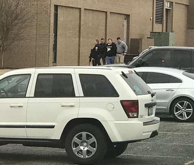 Report: One Dead, Several Injured in Ky. School Shooting