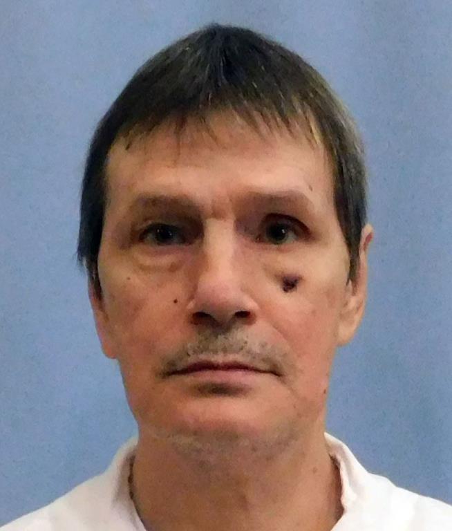 Lawyer: Execution Attempt Was 'Gory, Botched'