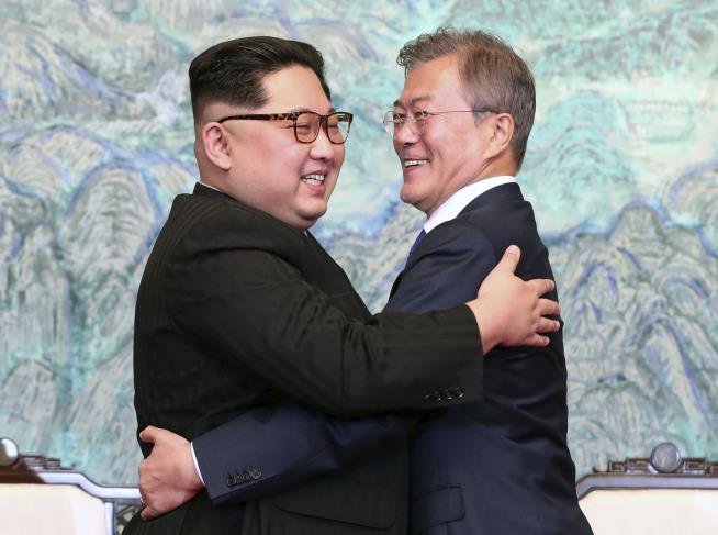 Korean Leaders Agree to 'Total Denuclearization'