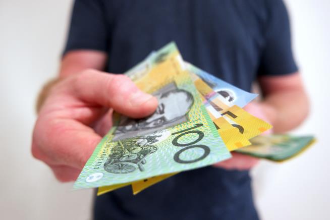 Australia's New Limit on Cash Purchases: $7.5K