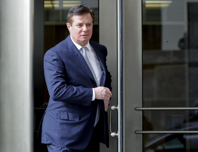 New Filing: Manafort to Plead Guilty to Conspiring Against US