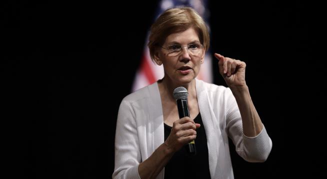 Elizabeth Warren: I'll Consider 2020 After the Midterms