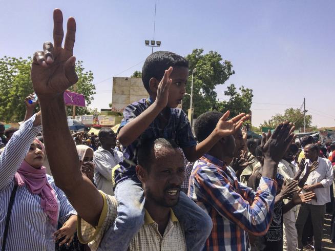 Report: Military Has Forced Sudan President to Step Down