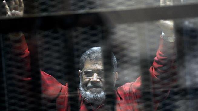 Egypt's Former President Dies in Court