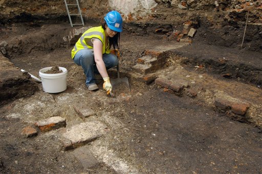 Early Shakespeare Theater Discovered