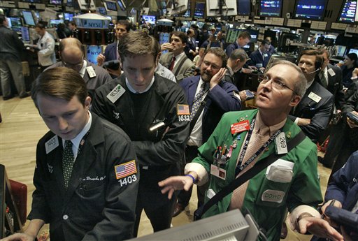 Dow Gains 303 Points; Oil Drops