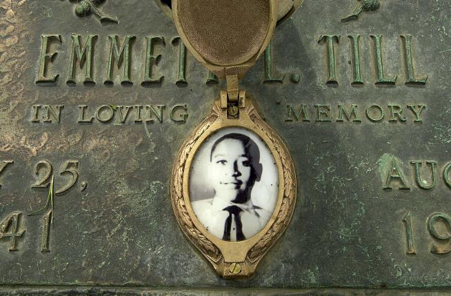 65 Years After Emmett Till, Lynching Becomes a Federal Crime
