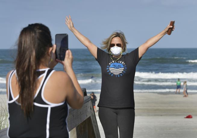 Crowds Flock as Florida Beaches Reopen