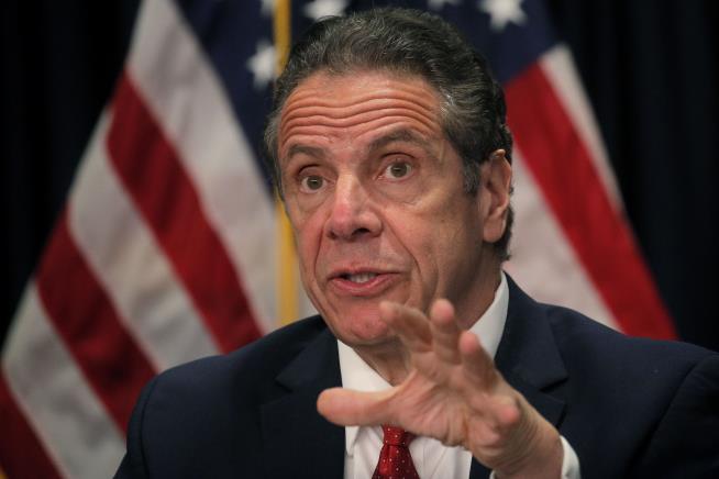 Cuomo Gave Special Access to Tests to Family, VIPs: Reports