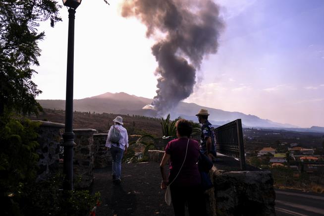 Canary Islands Volcano Turns 'More Aggressive'