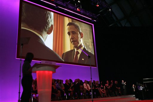 British PM Adds Obama Clip in Bid to Boost Popularity