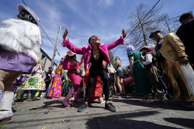 Carnival Spirit Takes Over New Orleans