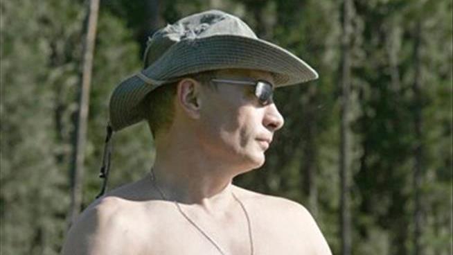 Boris Johnson Calls Out Putin for 'Toxic Masculinity'
