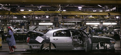 In Crisis, Wheels Coming Off for Detroit Automakers