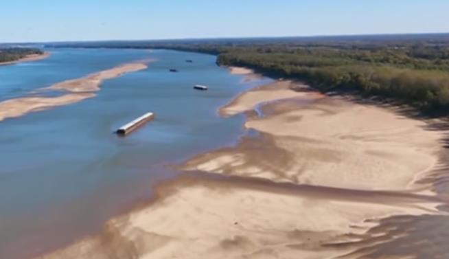 No, That's Not a Desert— That's the Mississippi River