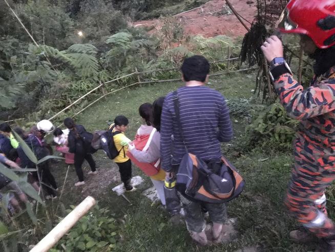 Landslide Kills at Least 16 at Malaysia Campsite