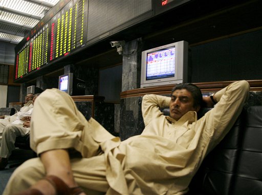 Pakistan Seeks Cash Amid Financial Crunch